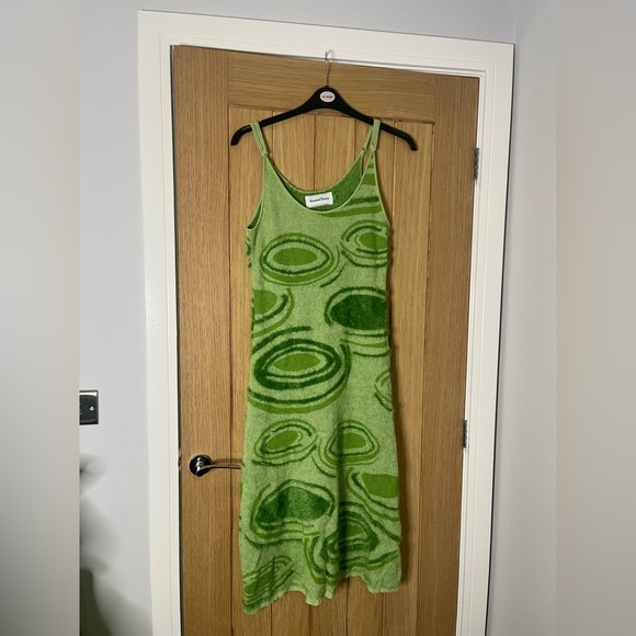 House of Sunny Dresses & Skirts - Size 10 House of Sunny green abstract knit dress